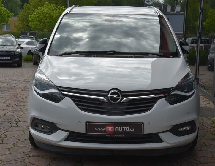 Opel Zafira 2