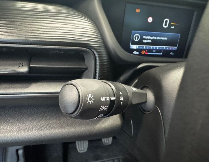 Jeep Avenger 16