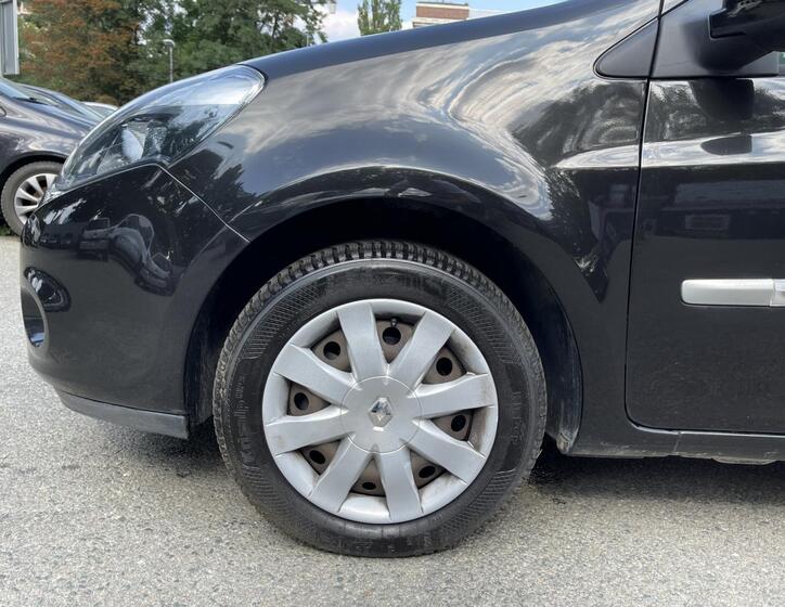 Renault Clio 25