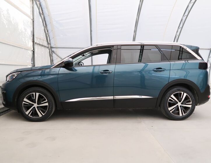 Peugeot 5008 10