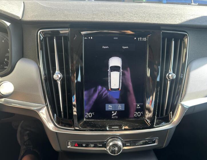 Volvo V90 39