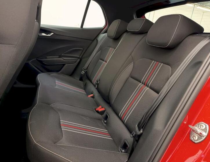 Škoda Fabia 16