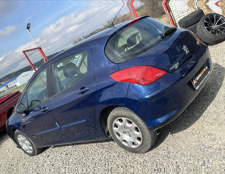 Peugeot 308 7