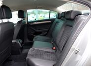 Volkswagen Passat 30