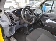 Ford Transit 9