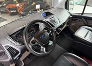 Ford Tourneo Custom 9
