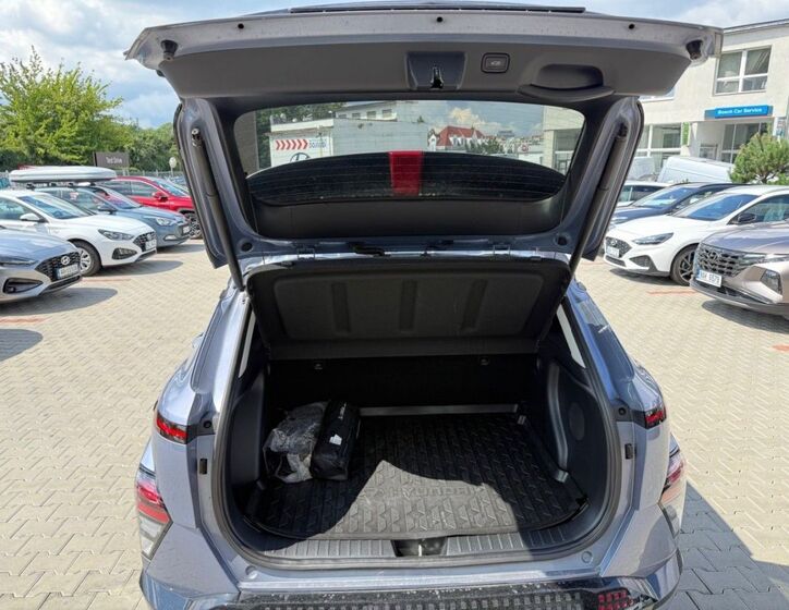 Hyundai Kona 5