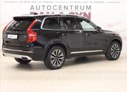 Volvo XC90 4