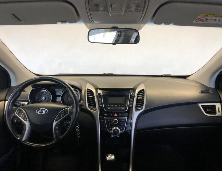 Hyundai i30 14