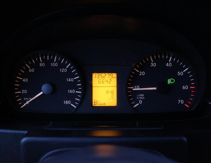 Mercedes-Benz Sprinter 23