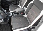 Volkswagen T-Roc 25
