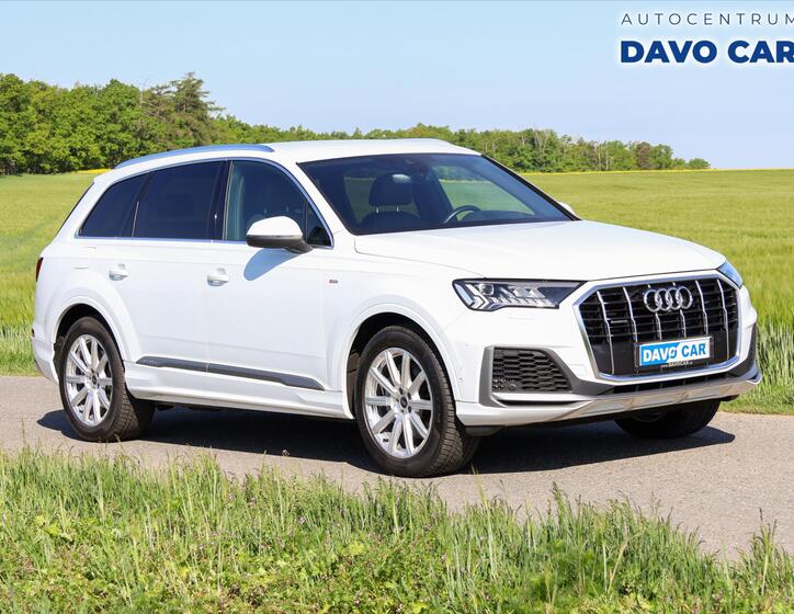 Audi Q7 1