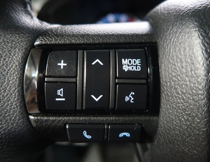 Toyota Hilux 25