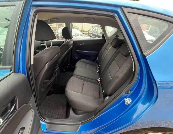 Hyundai i30 14