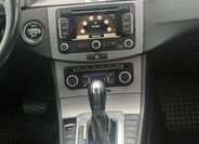 Volkswagen Passat 9