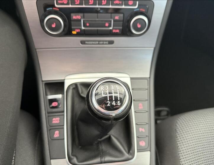 Volkswagen Passat 19