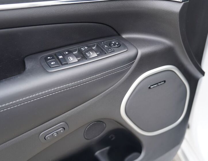 Jeep Grand Cherokee 14