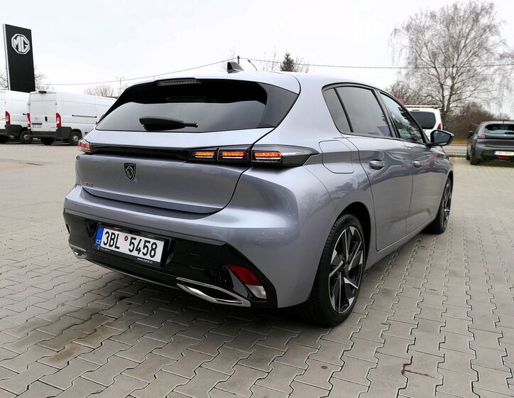 Peugeot 308 10