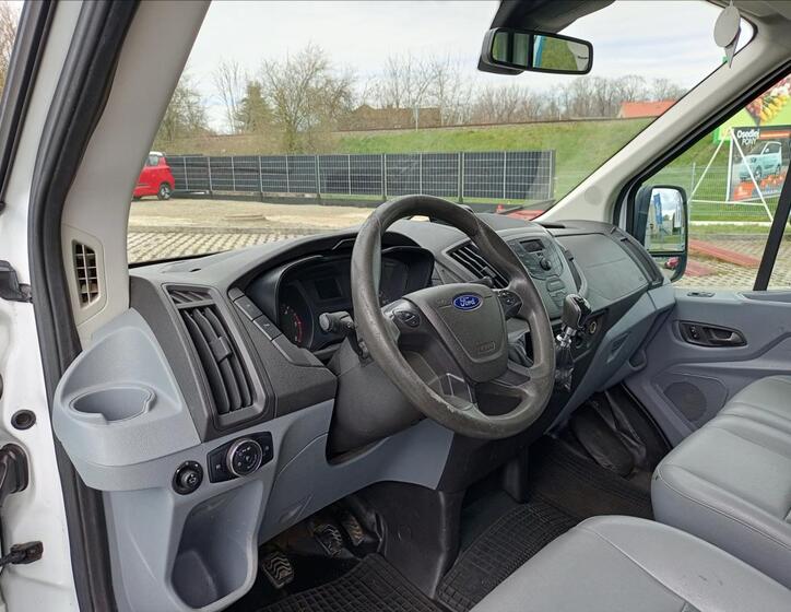 Ford Transit 11