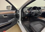 Mercedes-Benz Třídy E 33