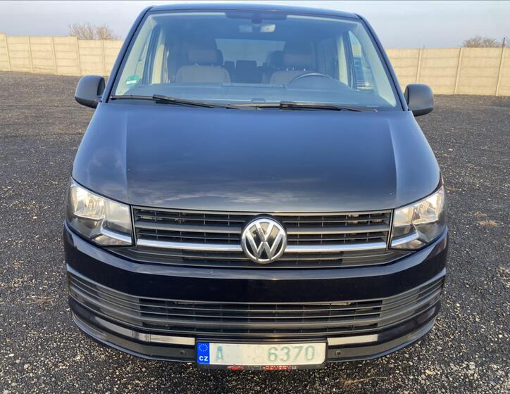 Volkswagen Multivan 2