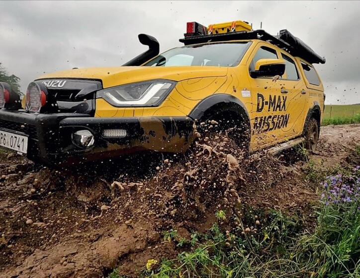 Isuzu D-Max 8