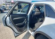 Audi Q3 10