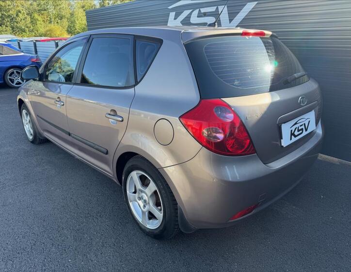 KIA Ceed 9