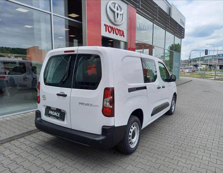 Toyota ProAce 2