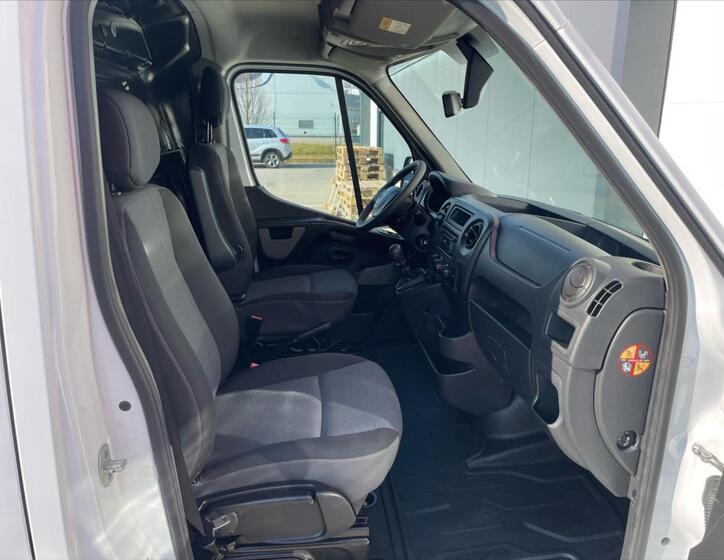 Renault Master 6