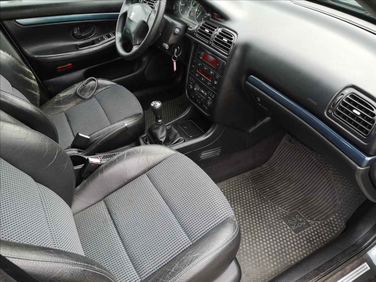 Peugeot 406