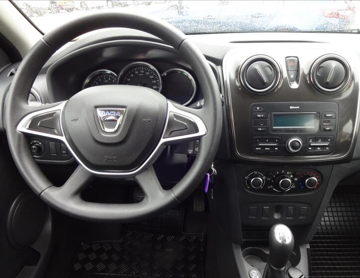 Dacia Logan 33
