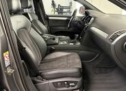 Audi Q7 9