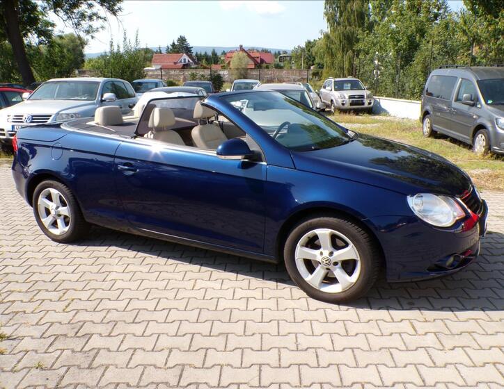 Volkswagen EOS 10