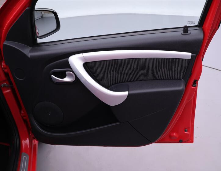 Dacia Sandero 12