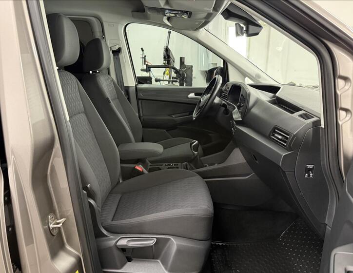 Volkswagen Caddy 11