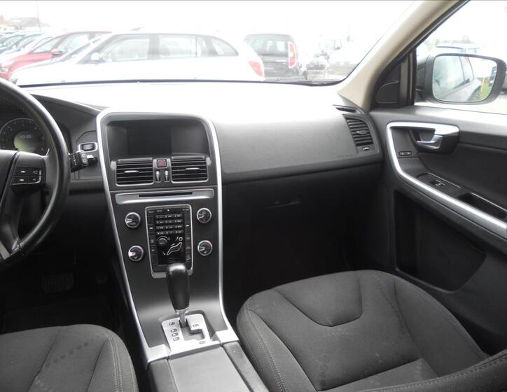 Volvo XC60 14