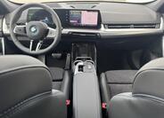 BMW iX1 7