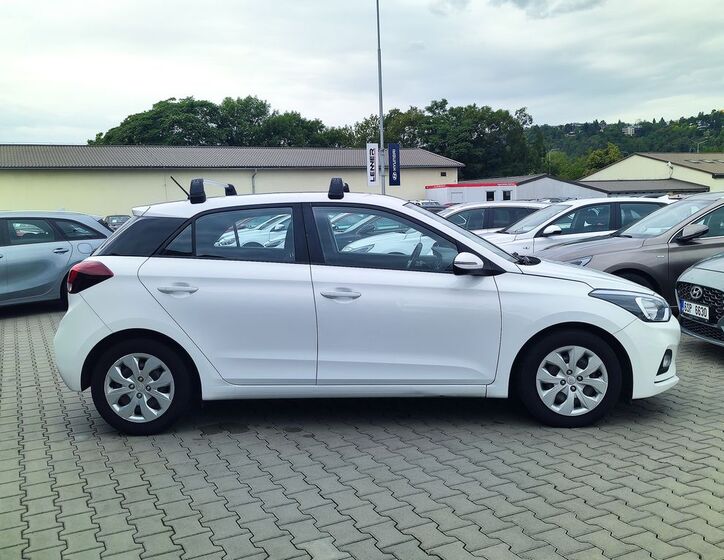 Hyundai i20 4