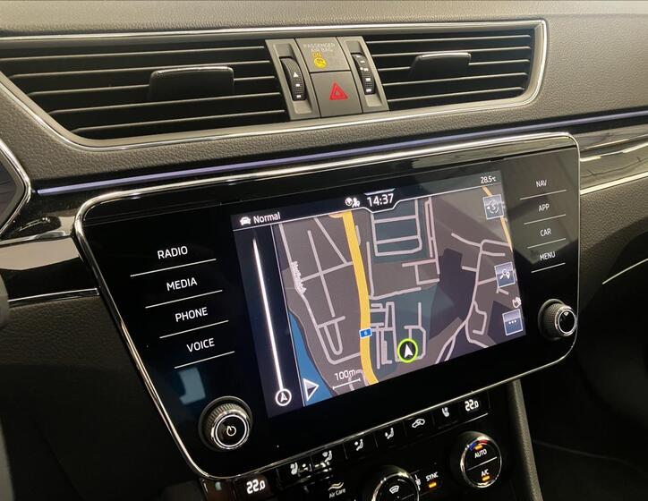 Škoda Superb 9