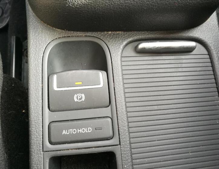Volkswagen Tiguan 9