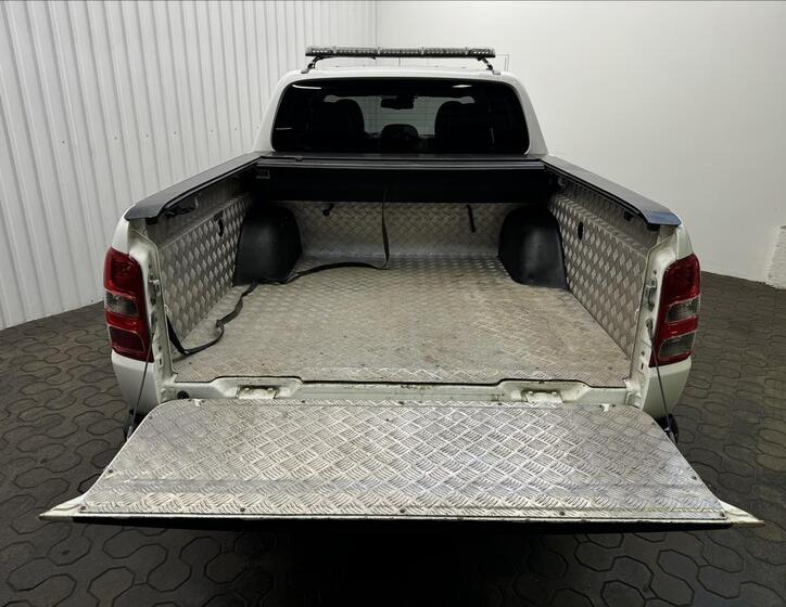 Mitsubishi L200 33