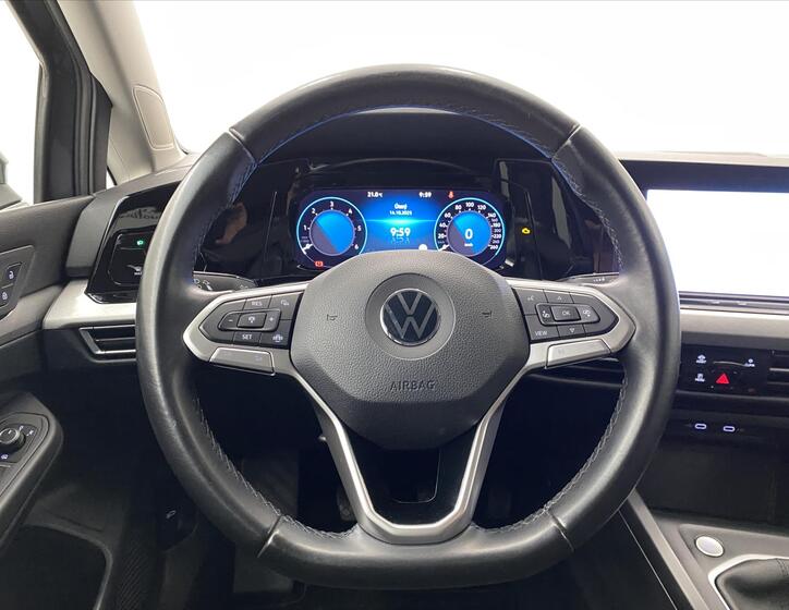 Volkswagen Golf 10