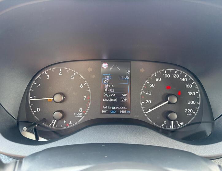 Toyota Yaris 12