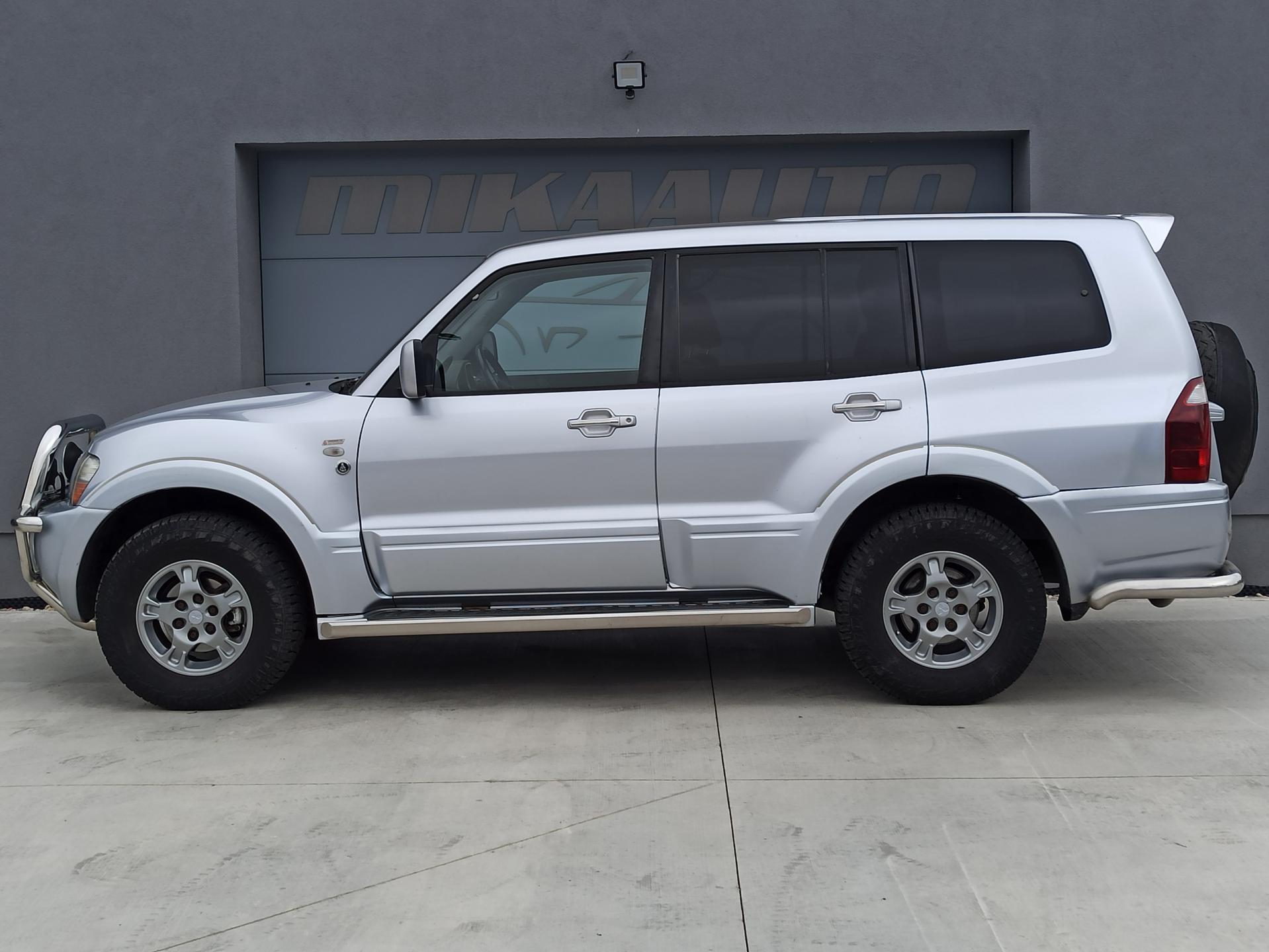 Mitsubishi Pajero
