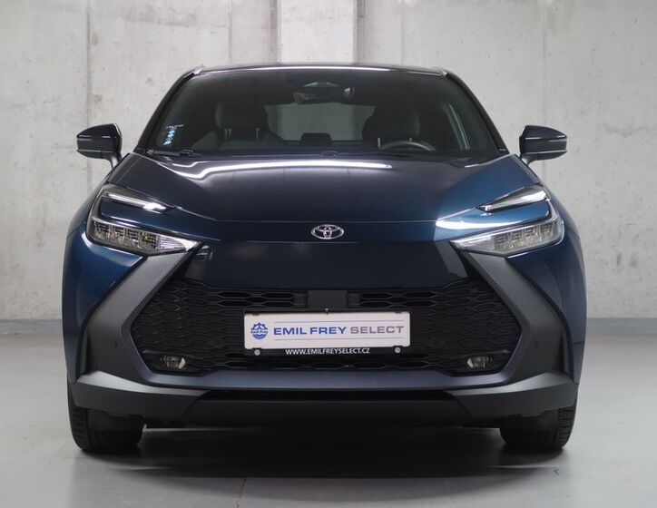 Toyota C-HR 2