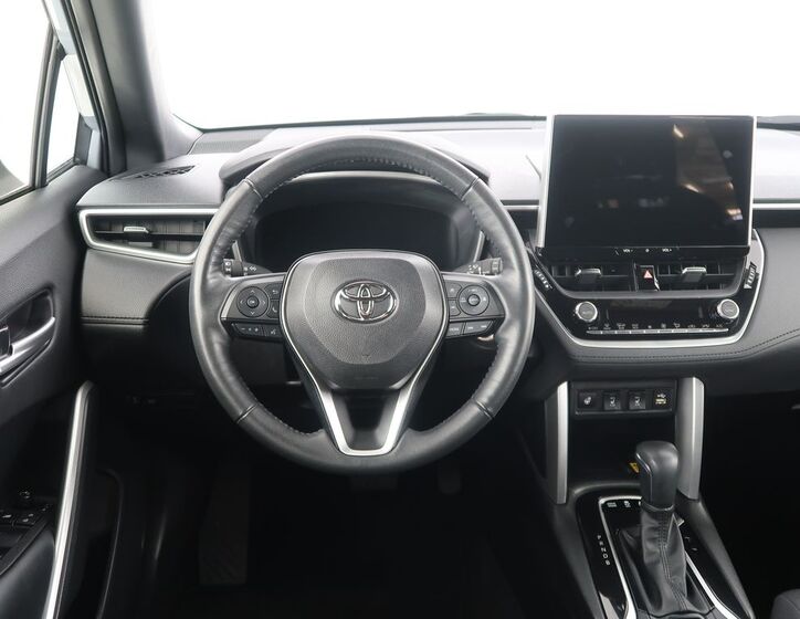 Toyota Corolla 16