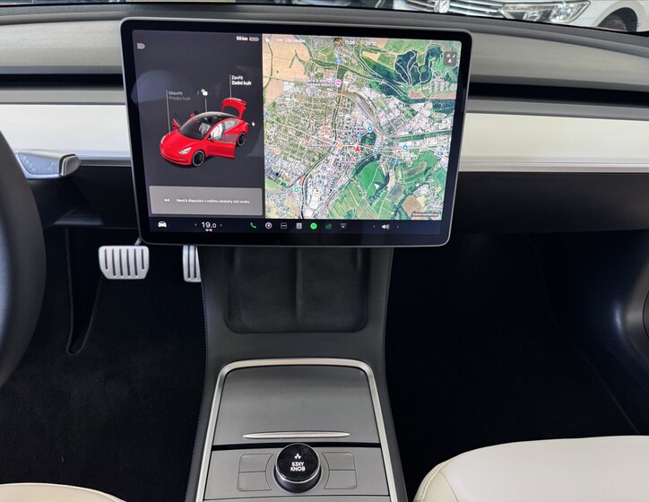 Tesla Model 3 17