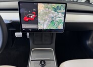 Tesla Model 3 17