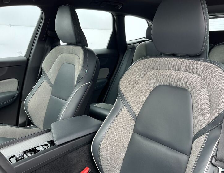 Volvo XC60 11